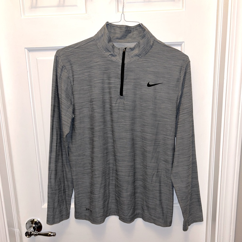 Nike Dri fit long sleeve quarter zip - medium